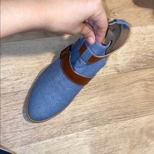 Levi’s ankle boot/ sandals blue